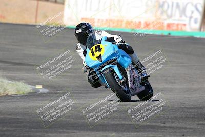 media/Jun-04-2022-WERA (Sat) [[b852bbbd55]]/Practice Races/3-600cc novices/